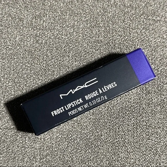 🥰🥰MAC Frost Lipstick 321- Model Behavior🥰🥰 - Picture 4 of 5